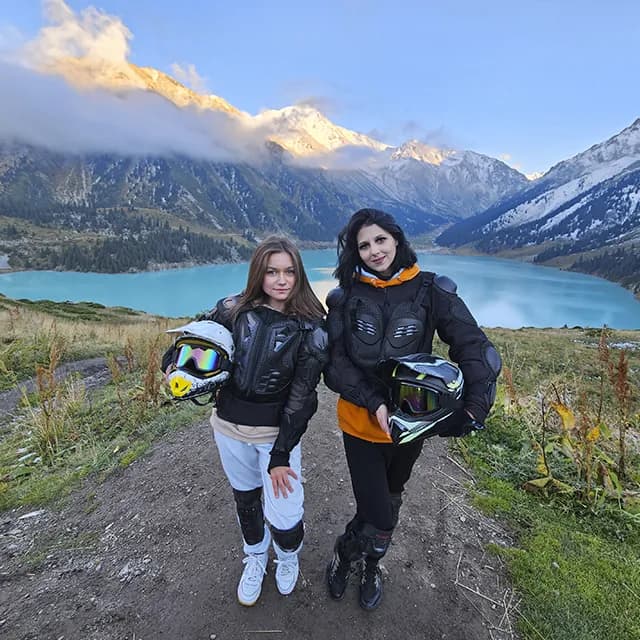 Панорамный вид с плотины над БАО на высоте 2511 метров