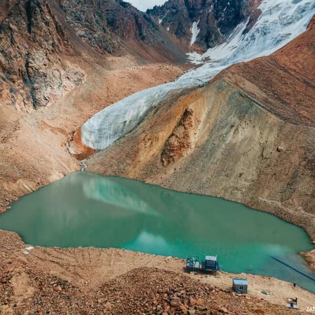 Озеро Маншук Маметовой